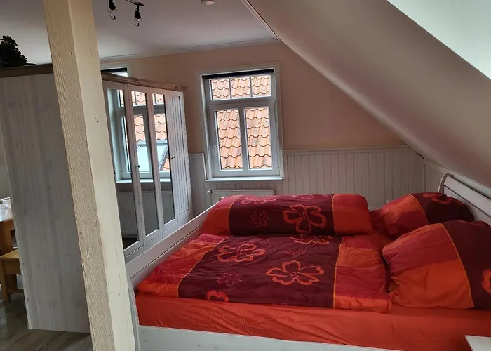 아파트 Urlaub Im Blauen Haus *